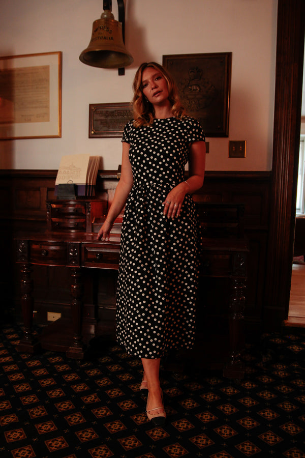 Robe midi volumineuse à pois - Noir