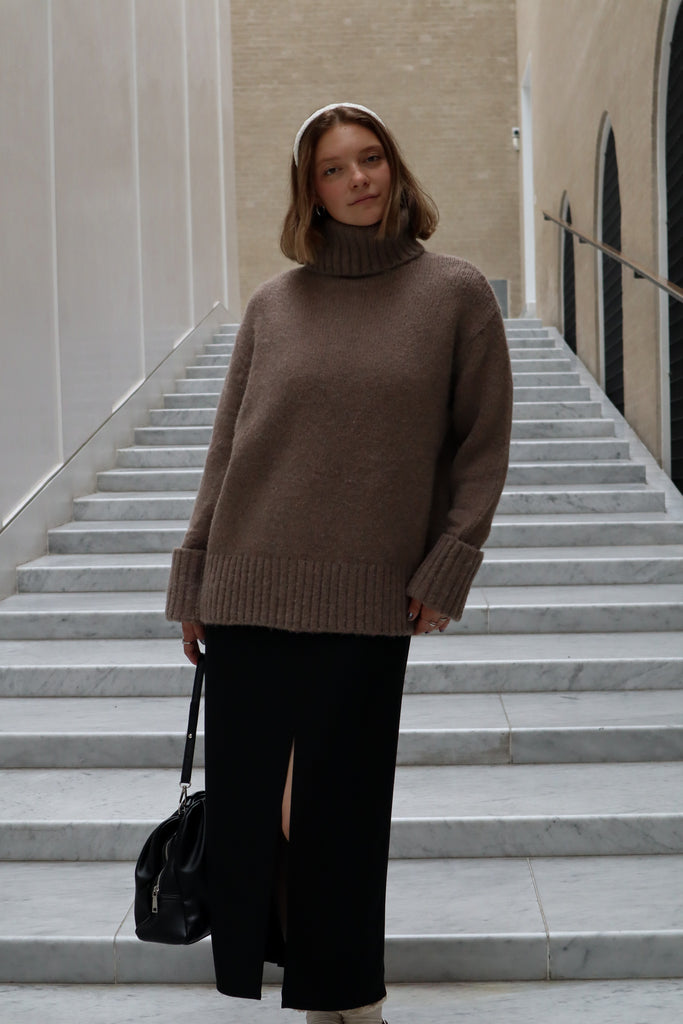 Turtleneck - Taupe – Mimz