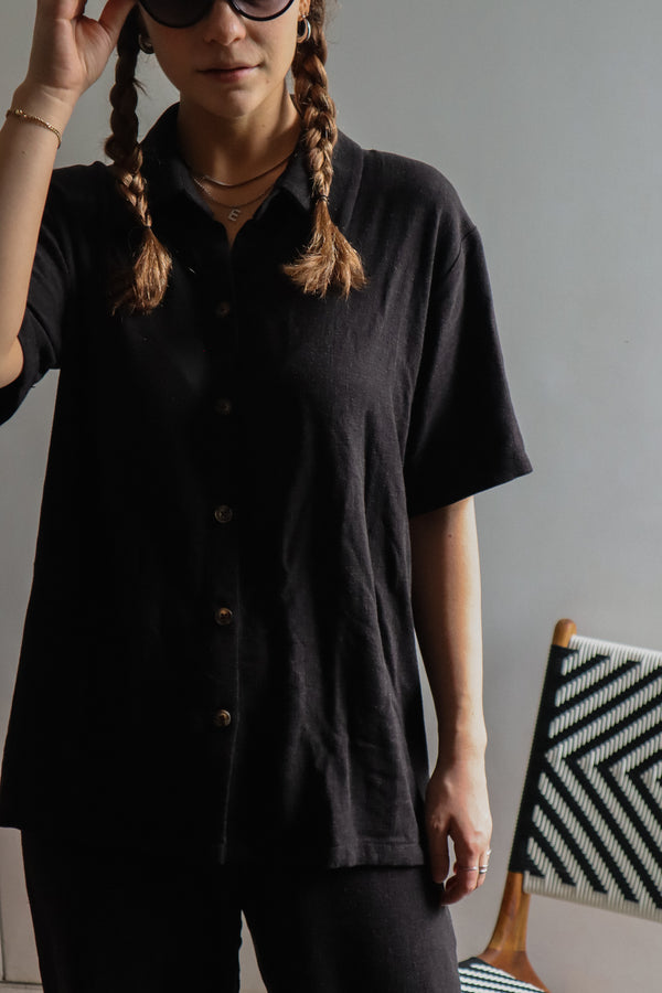 Short-sleeved shirt - Black linen 